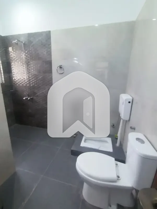 40x80 Tile Flooring Upper Portion Available For Rent In G-13 Islamabad, photo 17