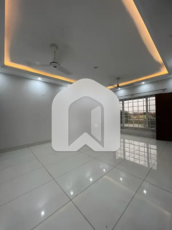 40x80 Tile Flooring Upper Portion Available For Rent In G-13 Islamabad, photo 19