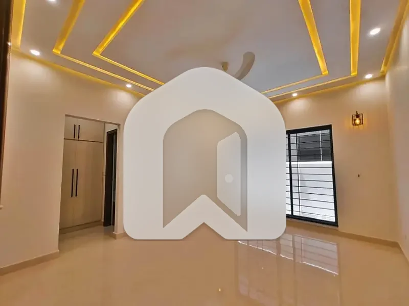 Upper Portion Spread Over 20 Marla In DHA Defence Phase 2 Available, photo 7