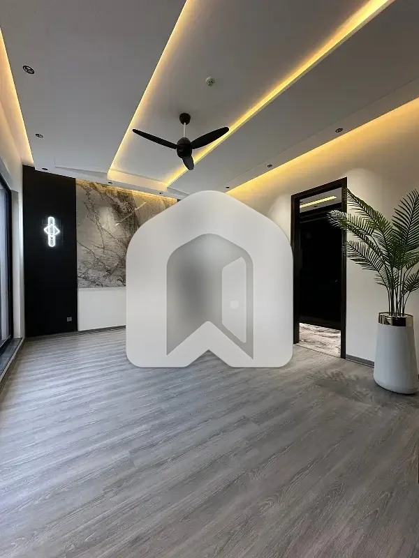 Own A Upper Portion In 20 Marla Islamabad, photo 8