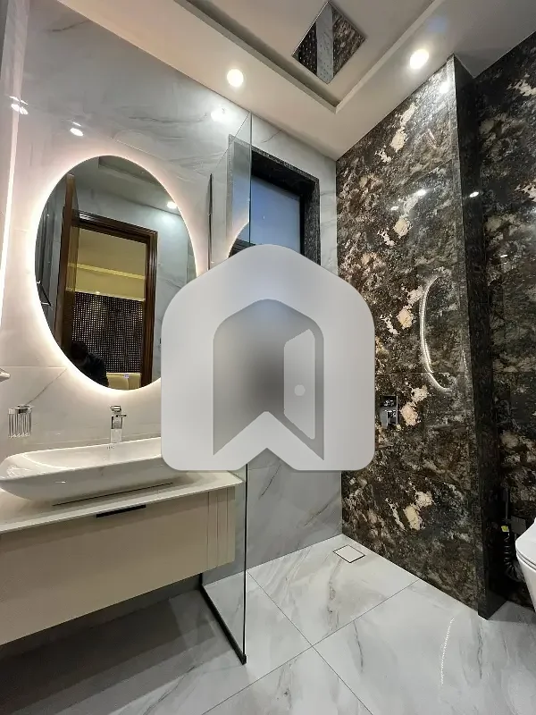1 Kanal Brand New Upper Portion For Rent, photo 11