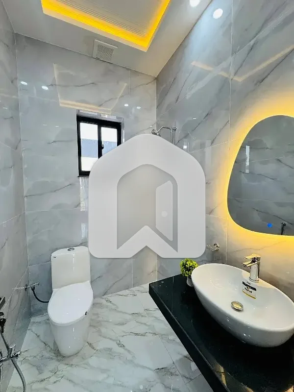 1 Kanal Brand New Upper Portion For Rent, photo 9