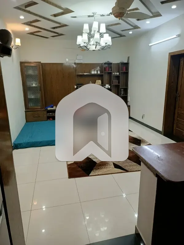 10 Marla Upper Portion Available For Rent In Pwd C Block, photo 6