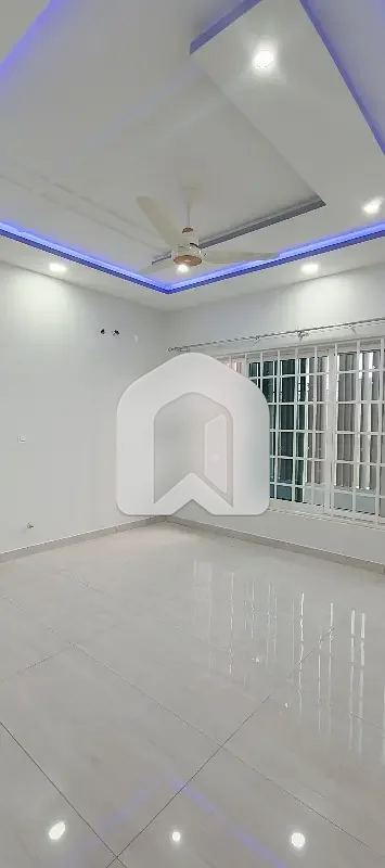 12 Marla Ground Portion for rent in G15 Islamabad, photo 10