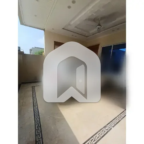 A Beautifull Ground Portion With Car Parking Available For Rent