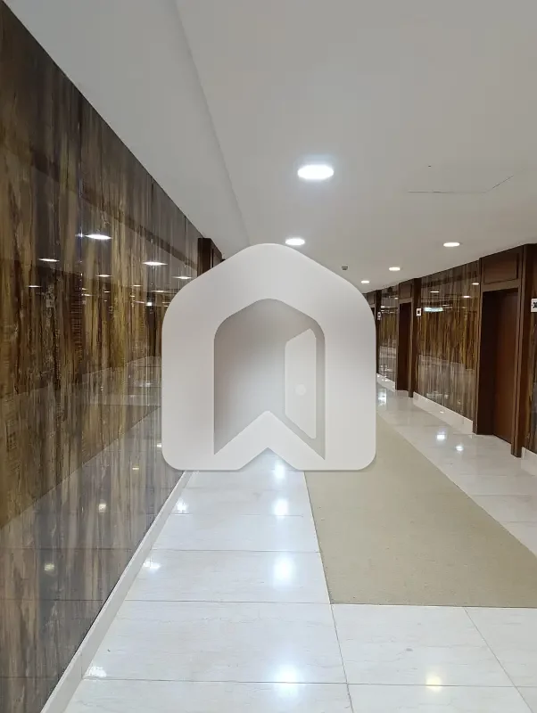596 Square Feet Office Available For Rent In Giga Mall World Trade Centre (WTC) Islamabad, photo 4