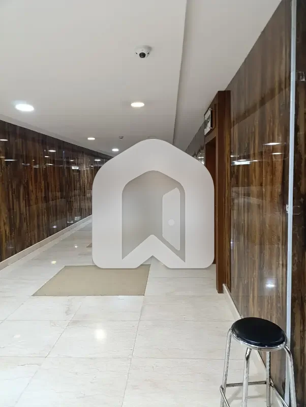 596 Square Feet Office Available For Rent In Giga Mall World Trade Centre (WTC) Islamabad, photo 3