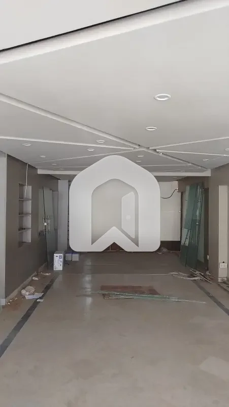 400 Square Feet Shop Available For Rent In Blue Area Islamabad