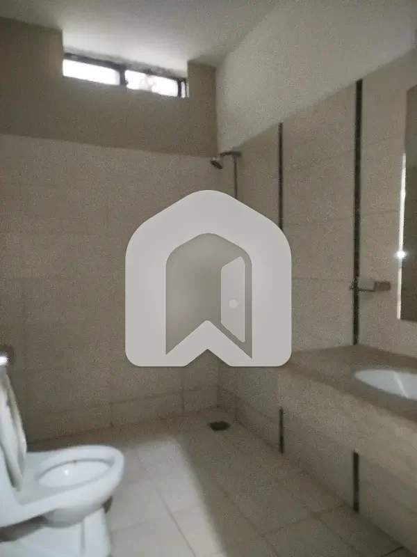 E-11/3 Kanal Luxurious house having 4 bedrooms attached Washrooms 2DD 2TvL kitchen SQ Rent Demand 3.30Lac, photo 13