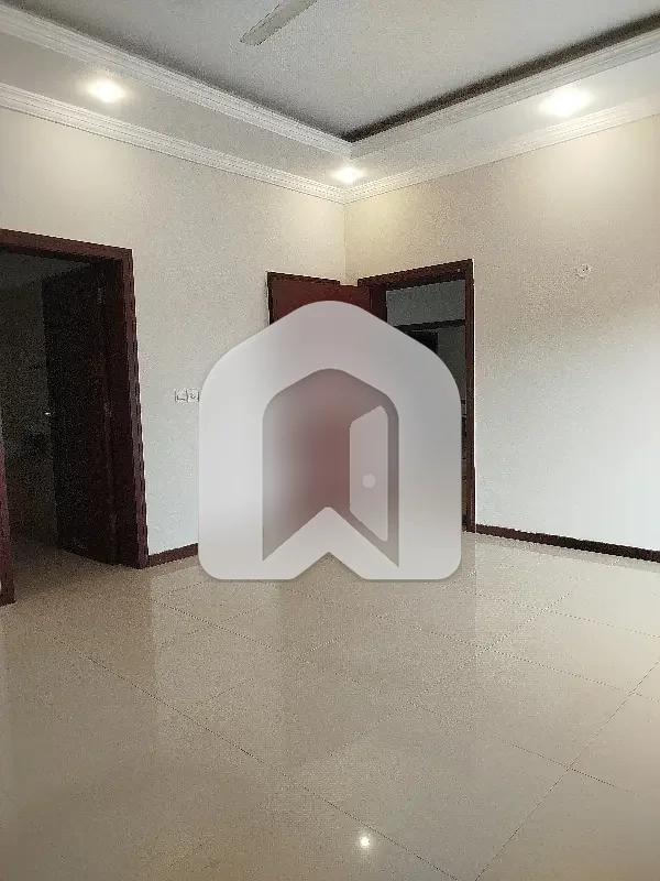 E-11/3 Kanal Luxurious house having 4 bedrooms attached Washrooms 2DD 2TvL kitchen SQ Rent Demand 3.30Lac, photo 8