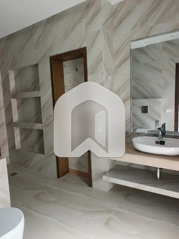 BRAND NEW FULL HOUSE FOR RENT IN F-7, photo 24