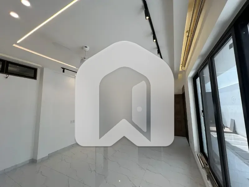 BRAND NEW FULL HOUSE FOR RENT IN F-7, photo 20