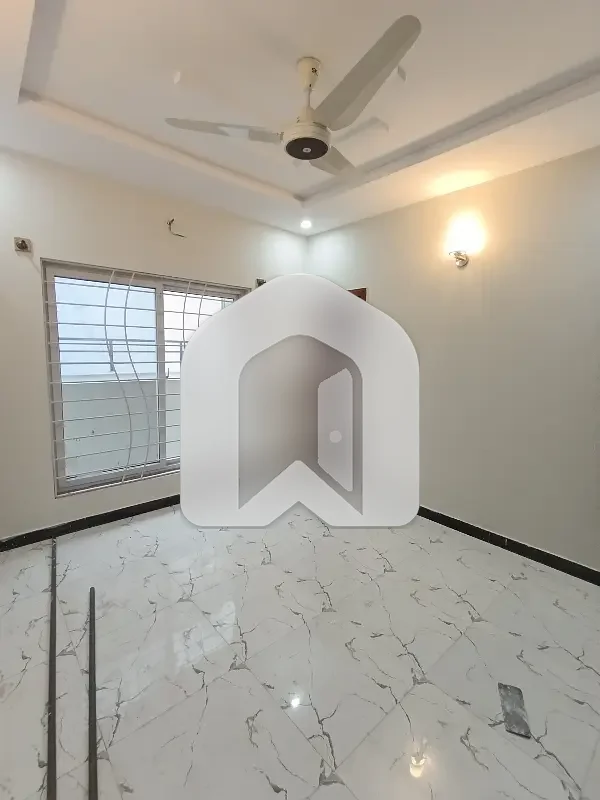 Double Unit full house available for rent in D12 sector Islamabad, photo 6