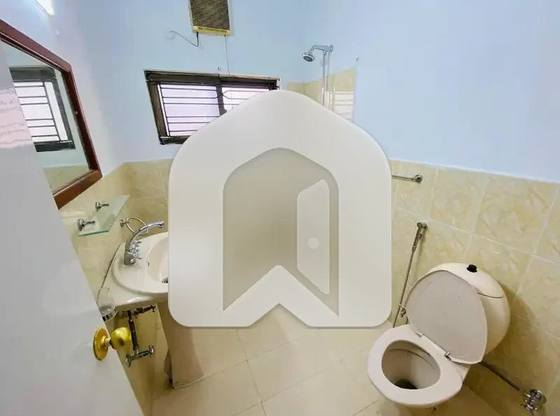 Good Looking House is for Rent in F-7, photo 13