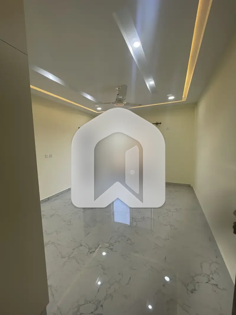 4 bedroom Askari apartment available for rent in DHA phase 5 Islambad, photo 3