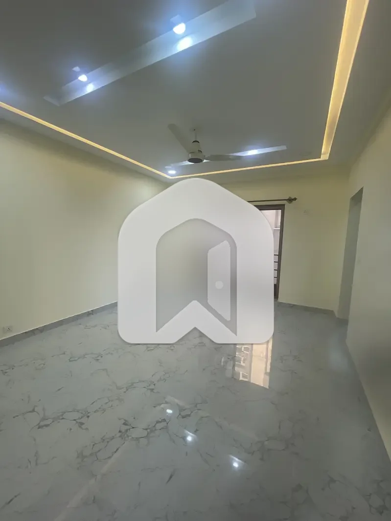 4 bedroom Askari apartment available for rent in DHA phase 5 Islambad, photo 4