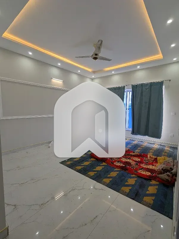 Beautiful Designer Brand New Upper Portion Available For Rent, photo 11