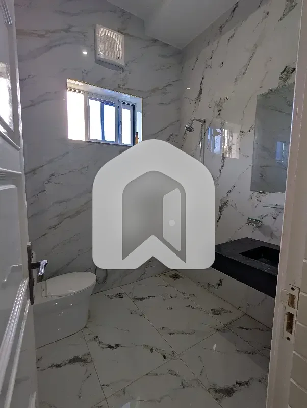 Beautiful Designer Brand New Upper Portion Available For Rent, photo 6
