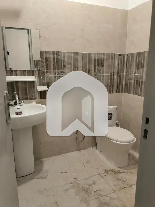 I-8/2 NEWLY RENOVATED GROUND PORTION 3 BED 4 BATH TILE FLOORING NEAR TO SHIFA HOSPITAL 175K FINAL, photo 9
