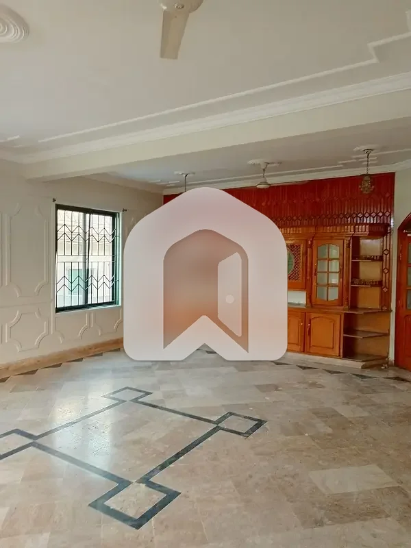 G11/3 Full House 5 Bed 2 Kitchen