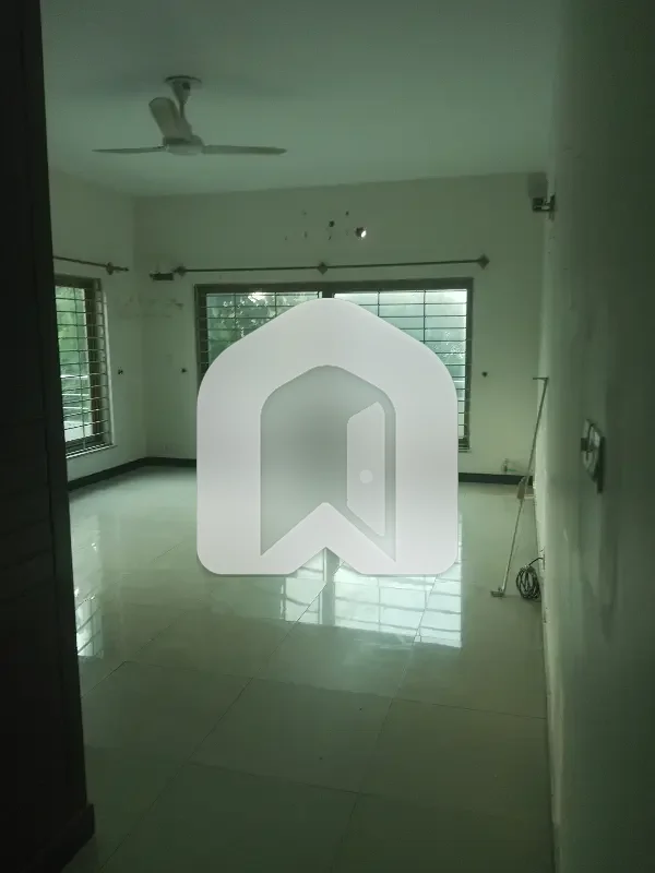 G-10/4 Full House 6 Bed 2 Kitchen, photo 6