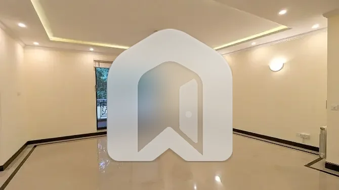 HOUSE FOR RENT 1388 Sqyrd Renovated Triple Storey 8-Bedrooms F_6/2, photo 7