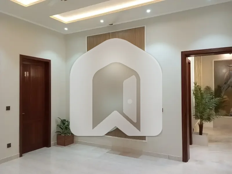 First Floor One Kanal House , Renovated Good Location In Dha Ph2, photo 10
