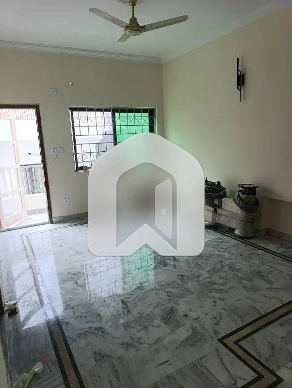 F-11, Neat And Clean First Floor Plus Second Floor Portion With Separate Gate, Meters, photo 17
