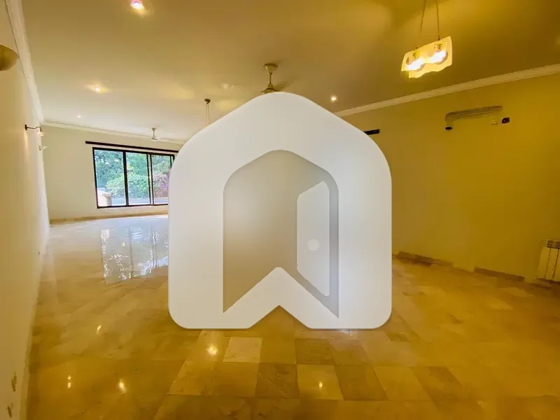 G-6/3 Prime Location Biggest Hall Biggest Room Size 6 Bedrooms 8 Washroom, photo 12
