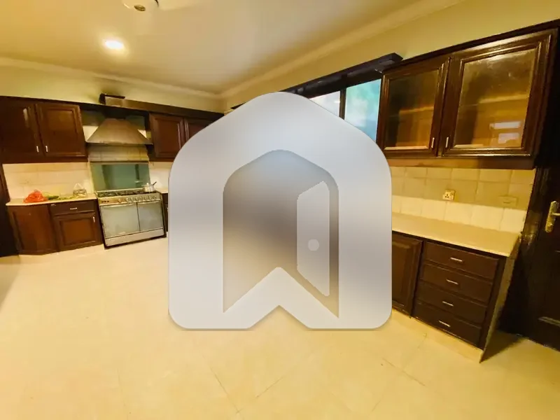 G-6/3 Prime Location Biggest Hall Biggest Room Size 6 Bedrooms 8 Washroom, photo 6