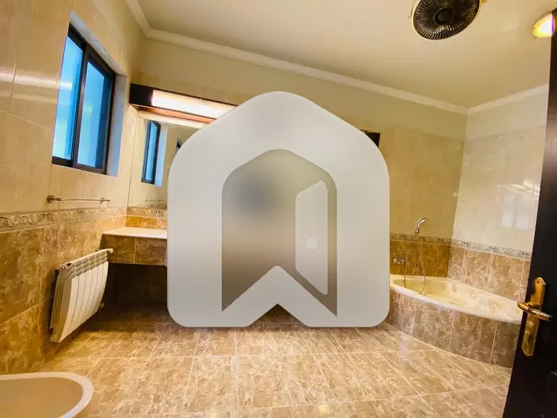 G-6/3 Prime Location Biggest Hall Biggest Room Size 6 Bedrooms 8 Washroom, photo 13