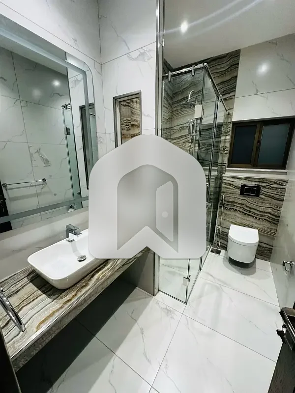 Beautiful New Renovated House For Rent Prime Location F-10|5 Bedrooms| Garden., photo 10