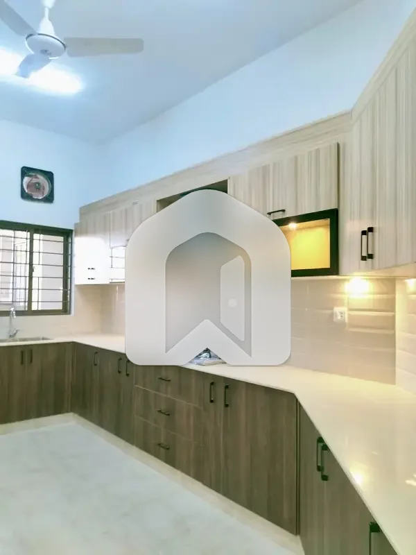 3 Bedroom Apartment For Rent In Askari Tower 3 DHA Phase 5, photo 8