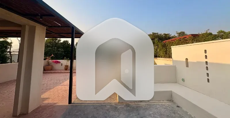 Brand New Upper Portion With Roof Top Hills Views And Scenery