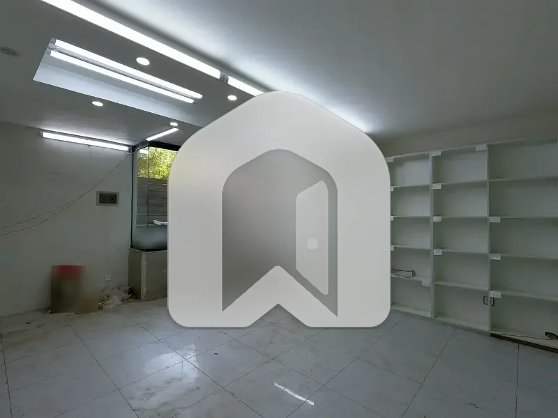 F-10 Markaz 1800 Square Feet Ideal Location Basement + Ground + 1st & 2nd Floor Commercial Space Available For Rent, photo 7