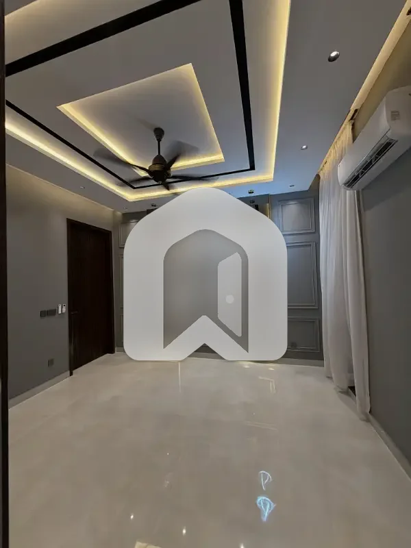1 Kanal Luxury House Available For Rent, photo 19