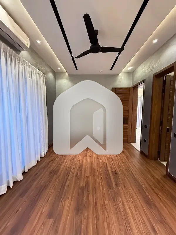 10 Marla luxury house for rent, photo 10