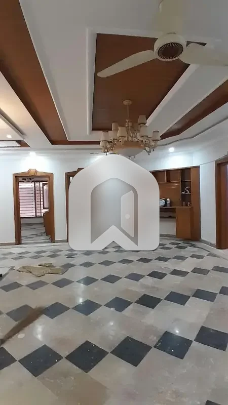 E11/1 Multi 1 Kanal Basement For Rent, photo 7