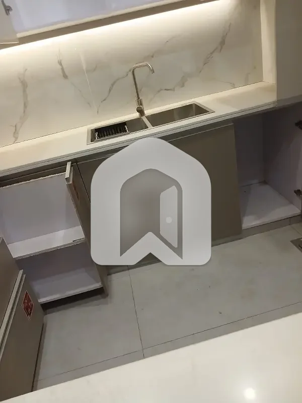 2-Bed Apartment Available for Rent in Gulberg Islamabad, featuring a prime location, comfortable living space, and underground parking. Ideal for family living., photo 6