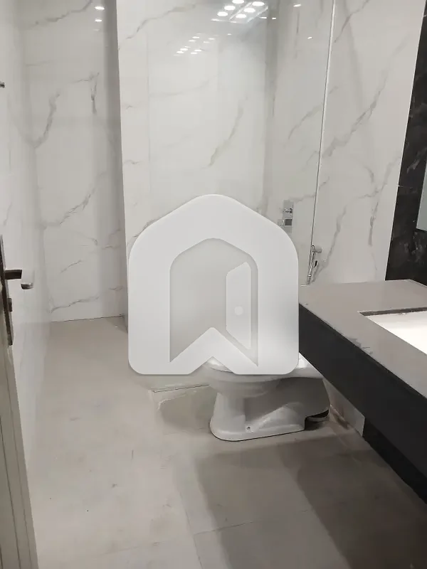 2-Bed Apartment Available for Rent in Gulberg Islamabad, featuring a prime location, comfortable living space, and underground parking. Ideal for family living., photo 5