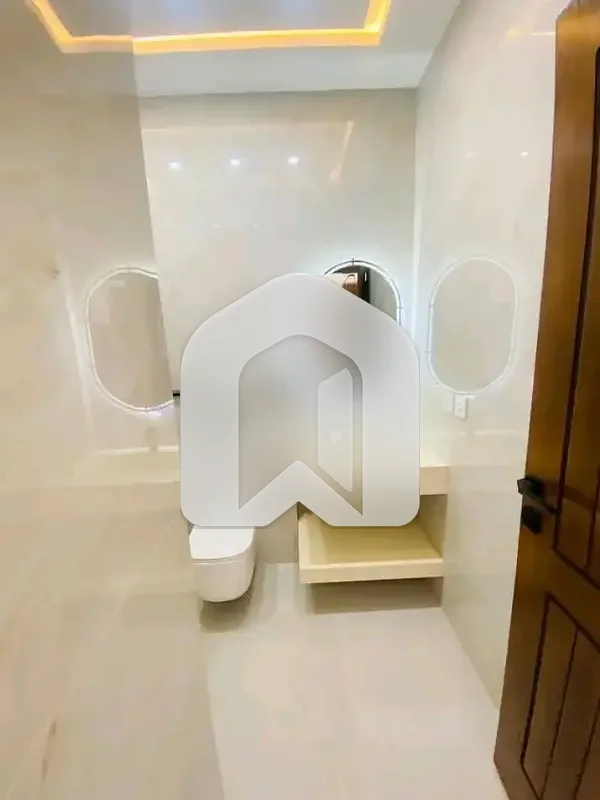 1 Kanal Luxury Designer House Ground Portion Available For Rent Bijli Separate meter water bor, photo 11