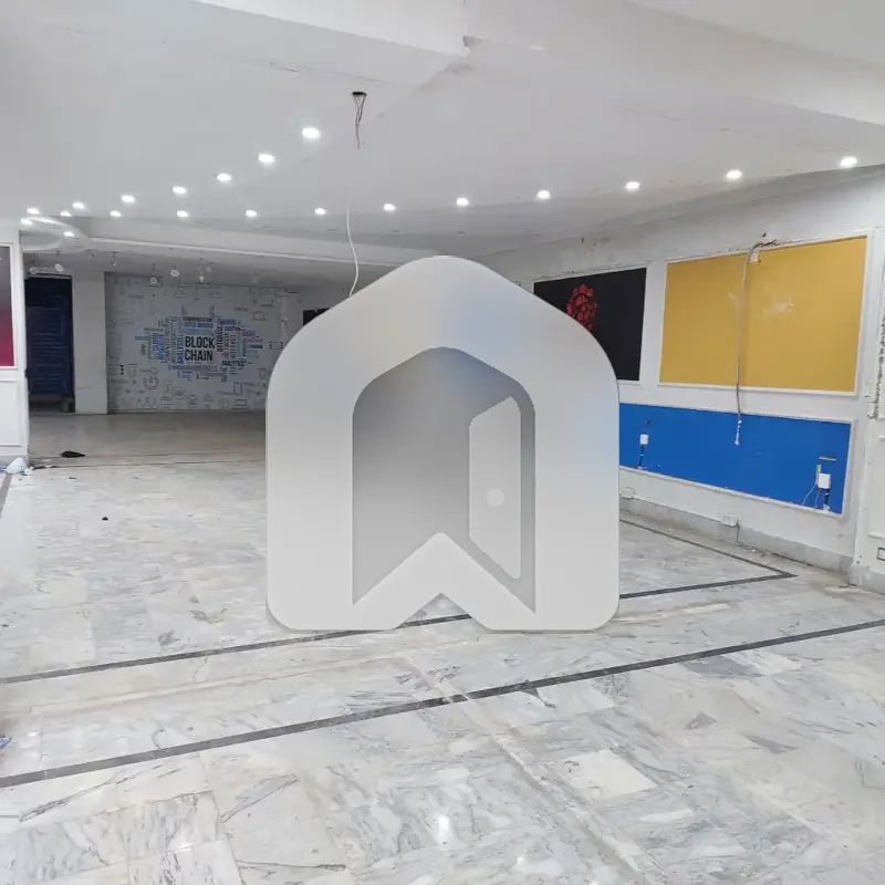 i-11 SPACE / HALL 3600 GROUND / BASEMENT RENT 475000, photo 6