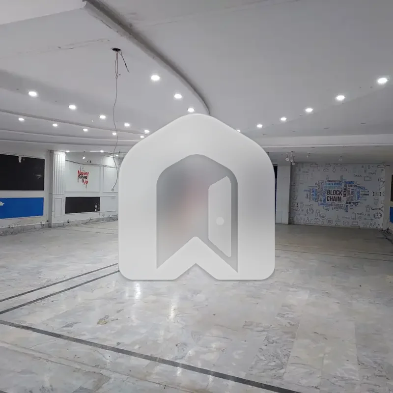 i-11 SPACE / HALL 3600 GROUND / BASEMENT RENT 475000