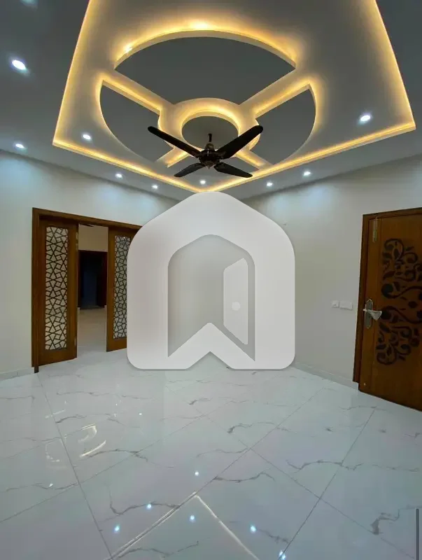 GULBERG RESIDENCIA 7M FULL HOUSE FOR RENT, photo 13