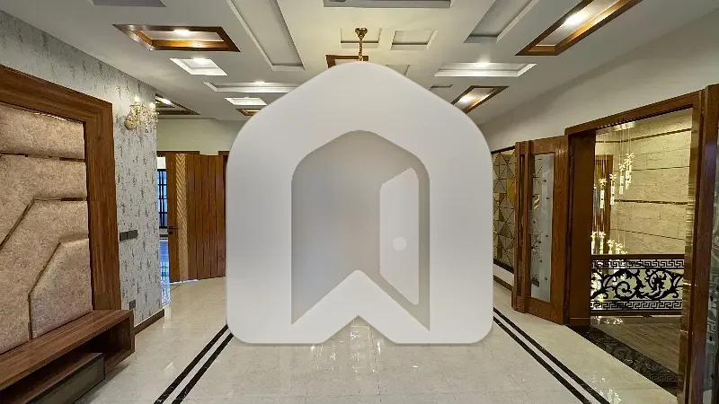 GULBERG RESIDENCIA WITH SOLAR 10 Marla FULL HOUSE FOR RENT