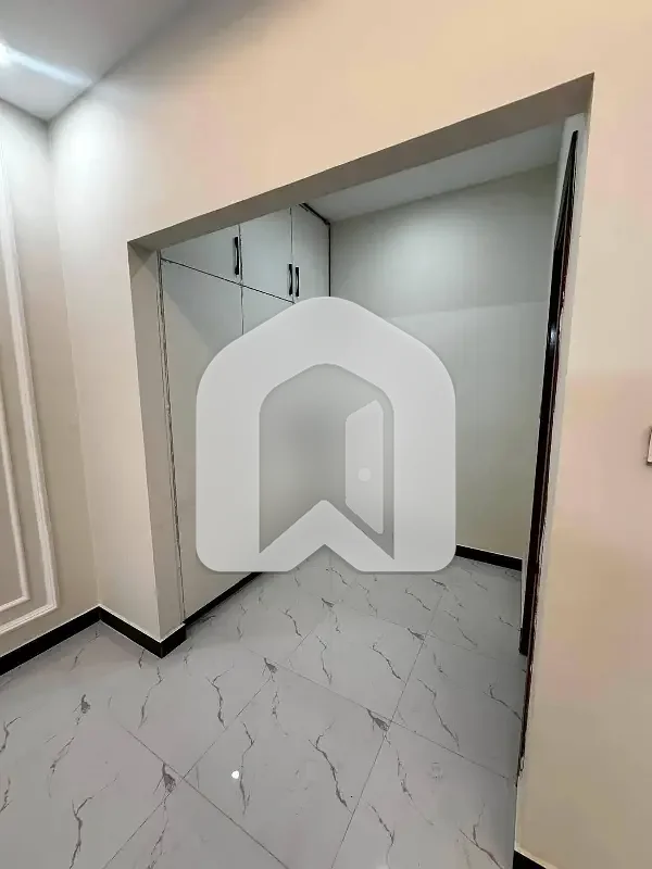 14 Marla . 40x80 Full House For Rent In G-13 Islamabad, photo 8