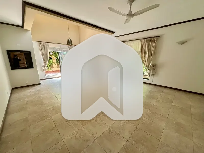 House For Rent In F-7 On Prime Location