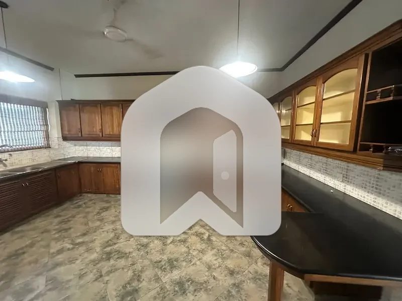 House For Rent In F-7 On Prime Location, photo 9