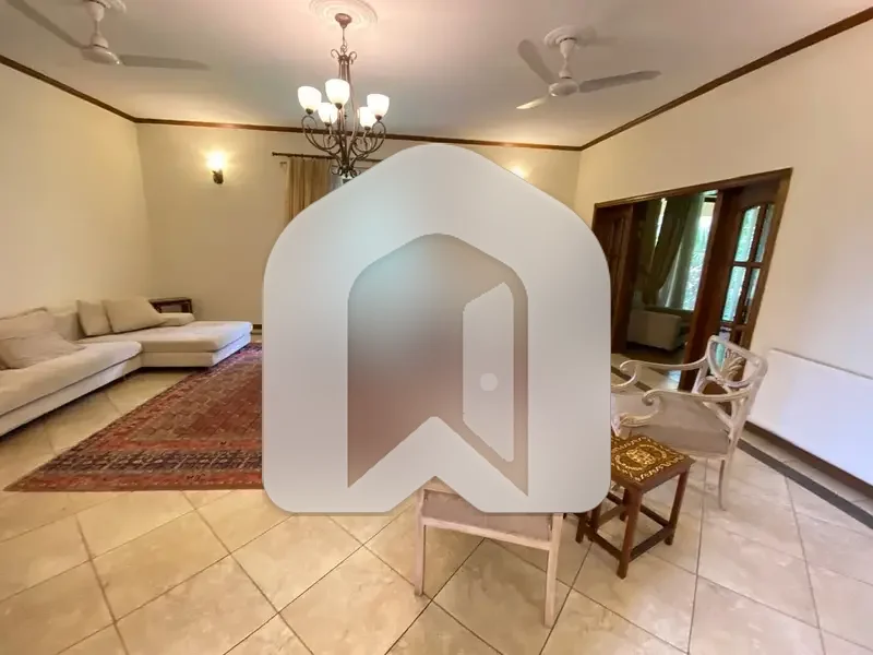 House For Rent In F-7 On Prime Location, photo 21