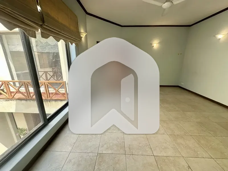 House For Rent In F-7 On Prime Location, photo 15